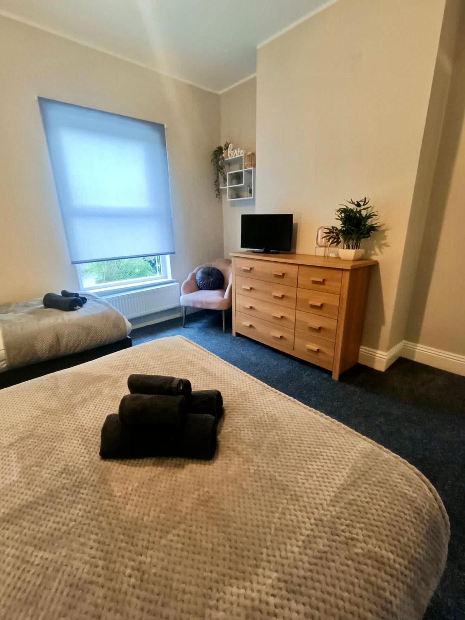 Rosa House Villa Дарлингтън Екстериор снимка