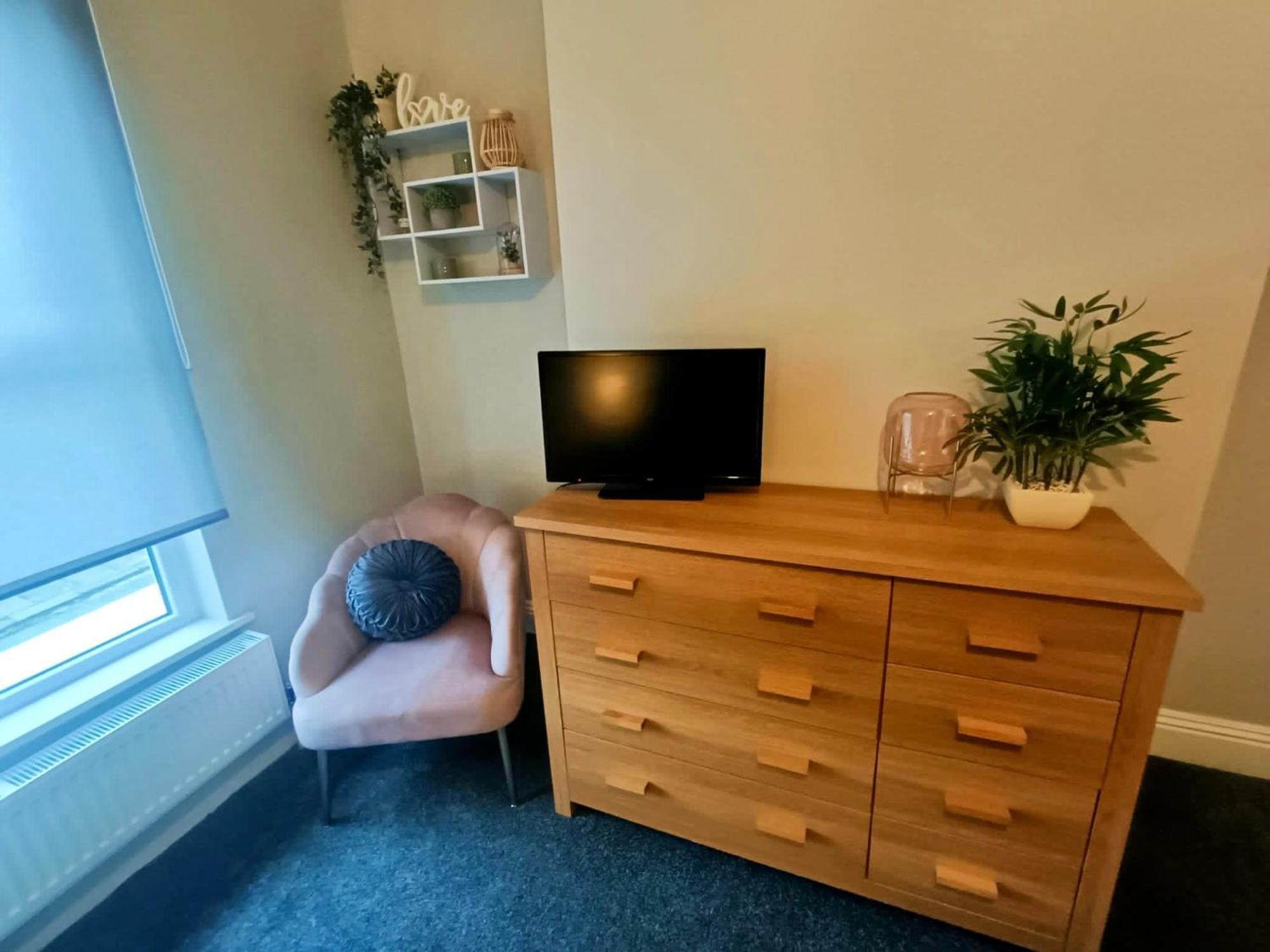 Rosa House Villa Дарлингтън Екстериор снимка